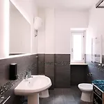 A&a Domus Apartment