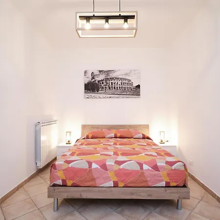 A&a Domus Apartment